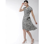 Seduva Women's Polyester Animal Print Short Sleeve Knee-Length Dress (Black - White)