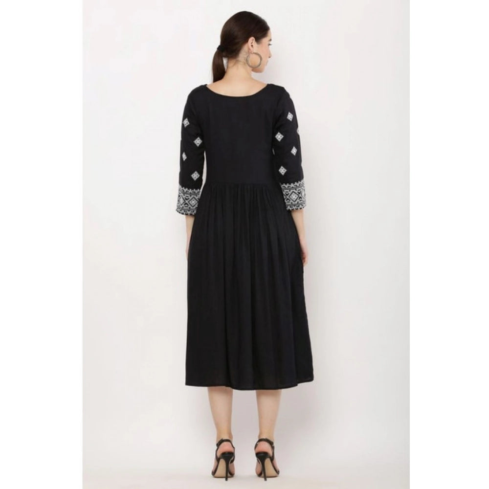 Seduva Women's Casual Rayon 3-4th Sleeves Kurti (Black)