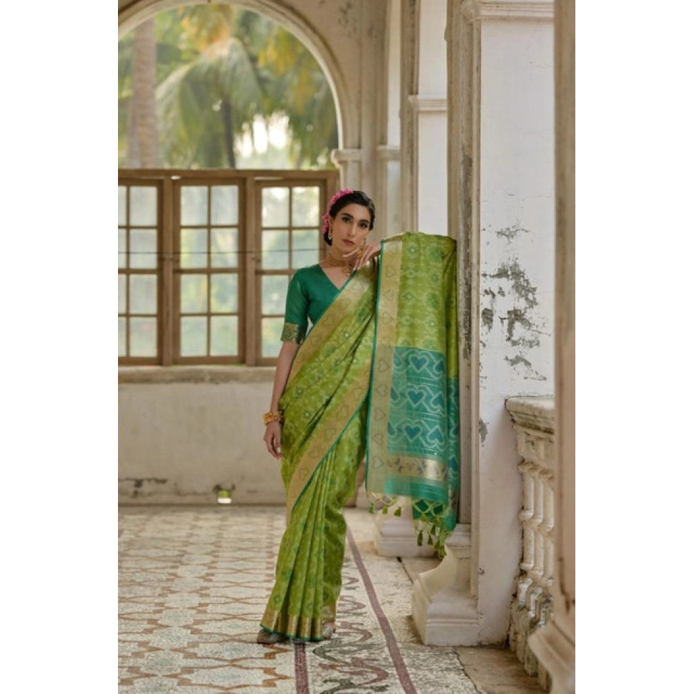 Seduva Women's Silk_Blend Ethnic Ikat Pattern Saree With Unstitched Blouse 5.5Mtr (Light_Green)