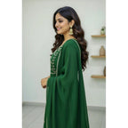 Seduva Women's Georgette Ethnic Motif Round 3/4th Sleeve Kurti With Pant Dupatta Set (Green)