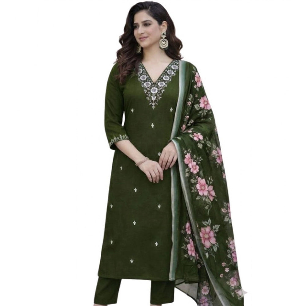 Seduva Women's Chanderi Silk Ethnic Motif V-Neck 3/4th Sleeve Kurti With Pant Dupatta Set (Mahendi)