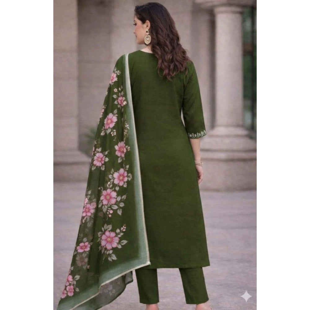 Seduva Women's Chanderi Silk Ethnic Motif V-Neck 3/4th Sleeve Kurti With Pant Dupatta Set (Mahendi)