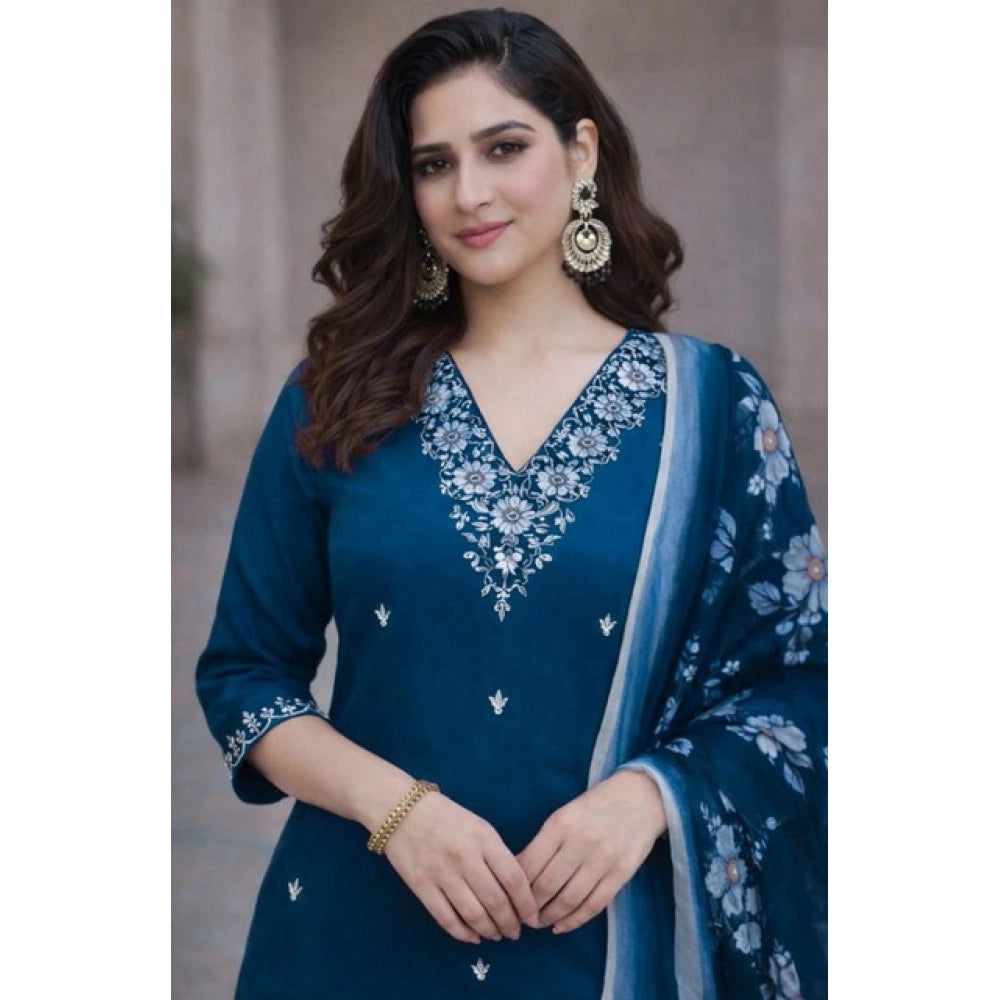 Seduva Women's Chanderi Silk Ethnic Motif V-Neck 3/4th Sleeve Kurti With Pant Dupatta Set (Teal)